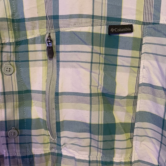 Columbia Shirt- Omni Shade with zipper - Picture 2 of 3